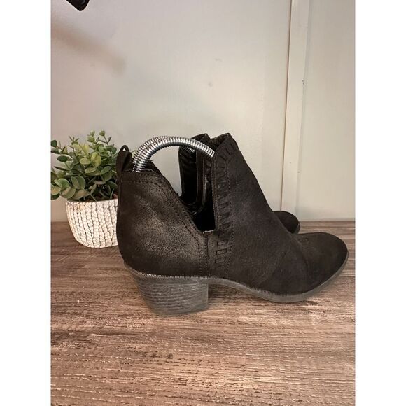 Rock And Candy Boots Woman's 8 Lipton Slip On Ankle Bootie Black Fabric Heels - Picture 2 of 9